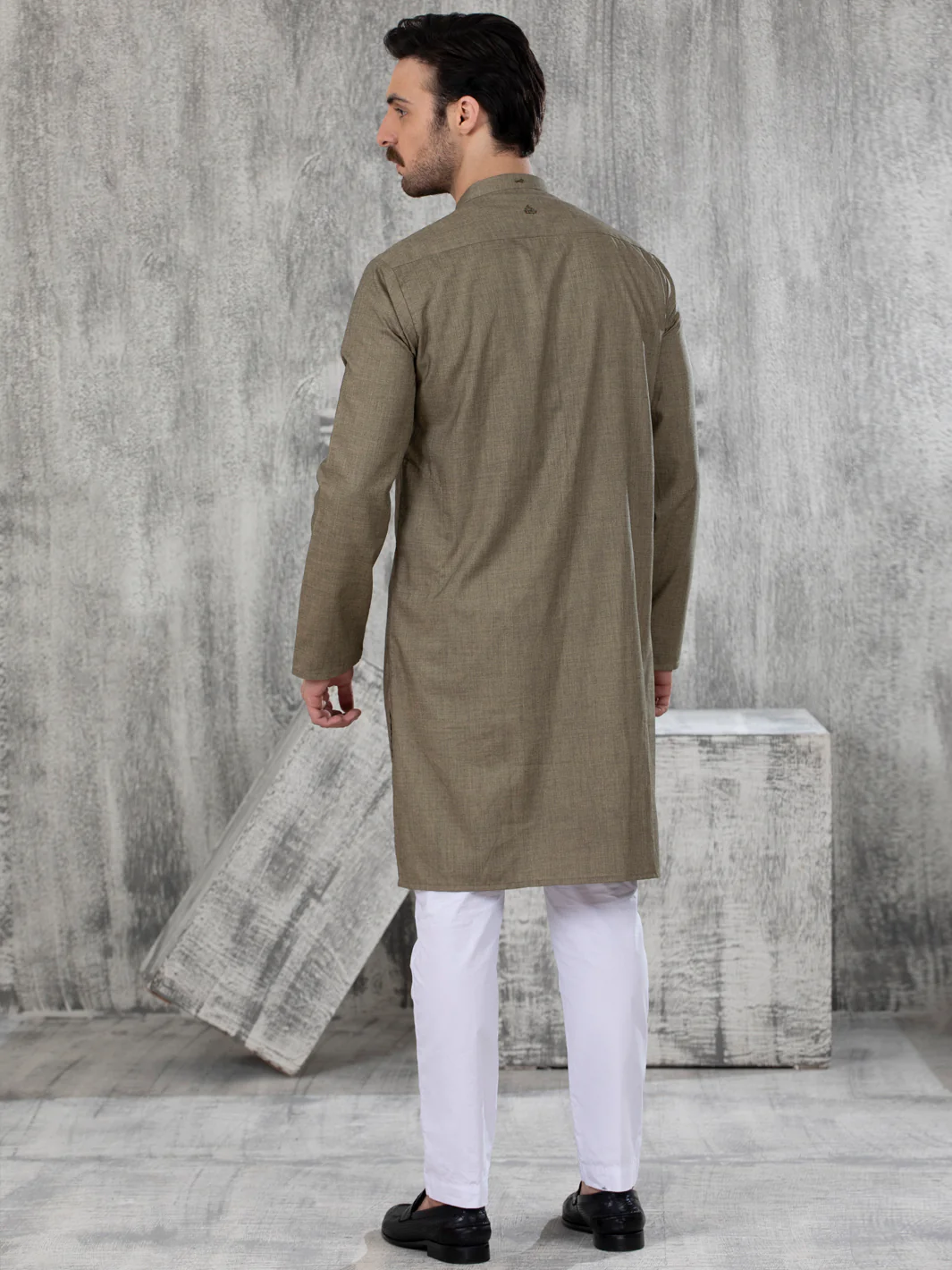 MEHNDI GREEN VISCOSE KURTA | AL-K-US-1050/AM-6008A - Image 2