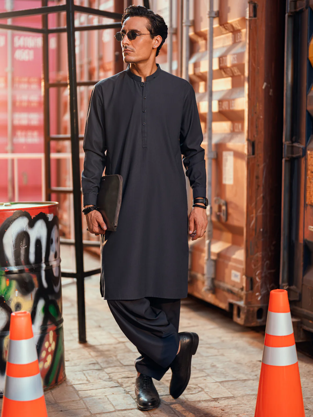 GREY KAMEEZ SHALWAR | AL-KS-3287/AM-6339D - Image 4