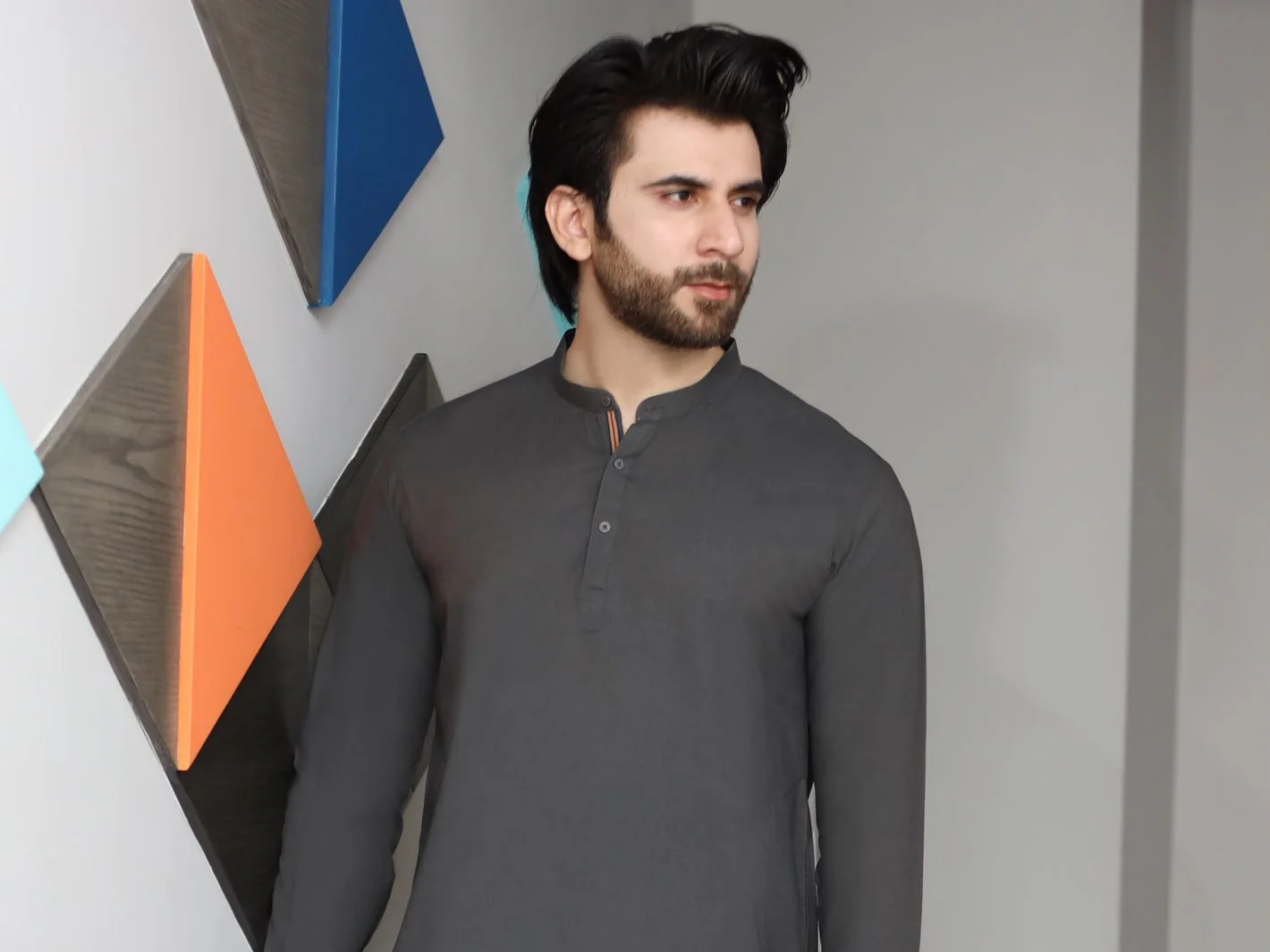 GREISH GREEN KAMEEZ SHALWAR | AL-KS-US-2448/AM-728C - Image 4