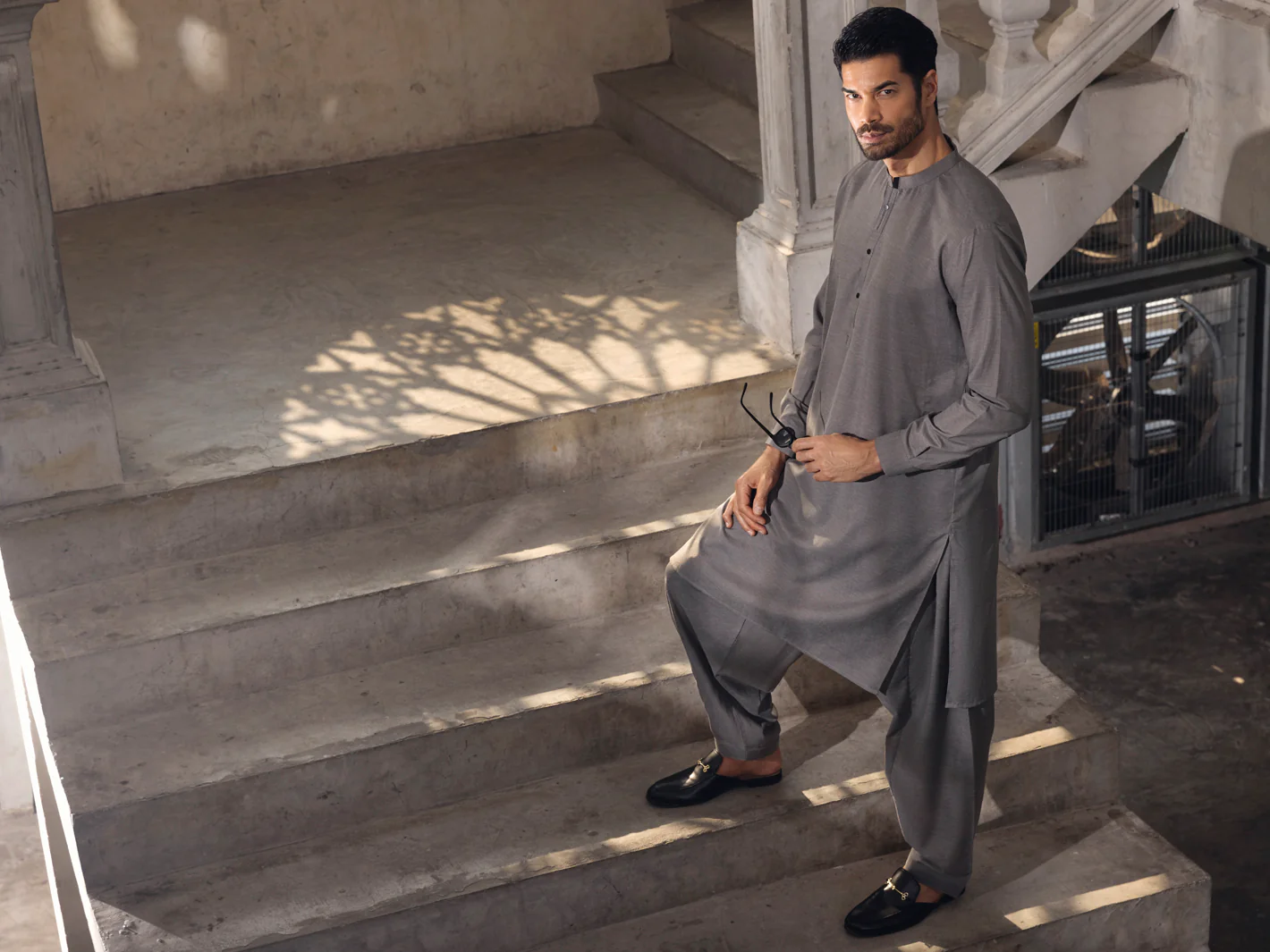GREY VISCOSE KAMEEZ SHALWAR | AL-KS-US-2685/AM-5006C - Image 3