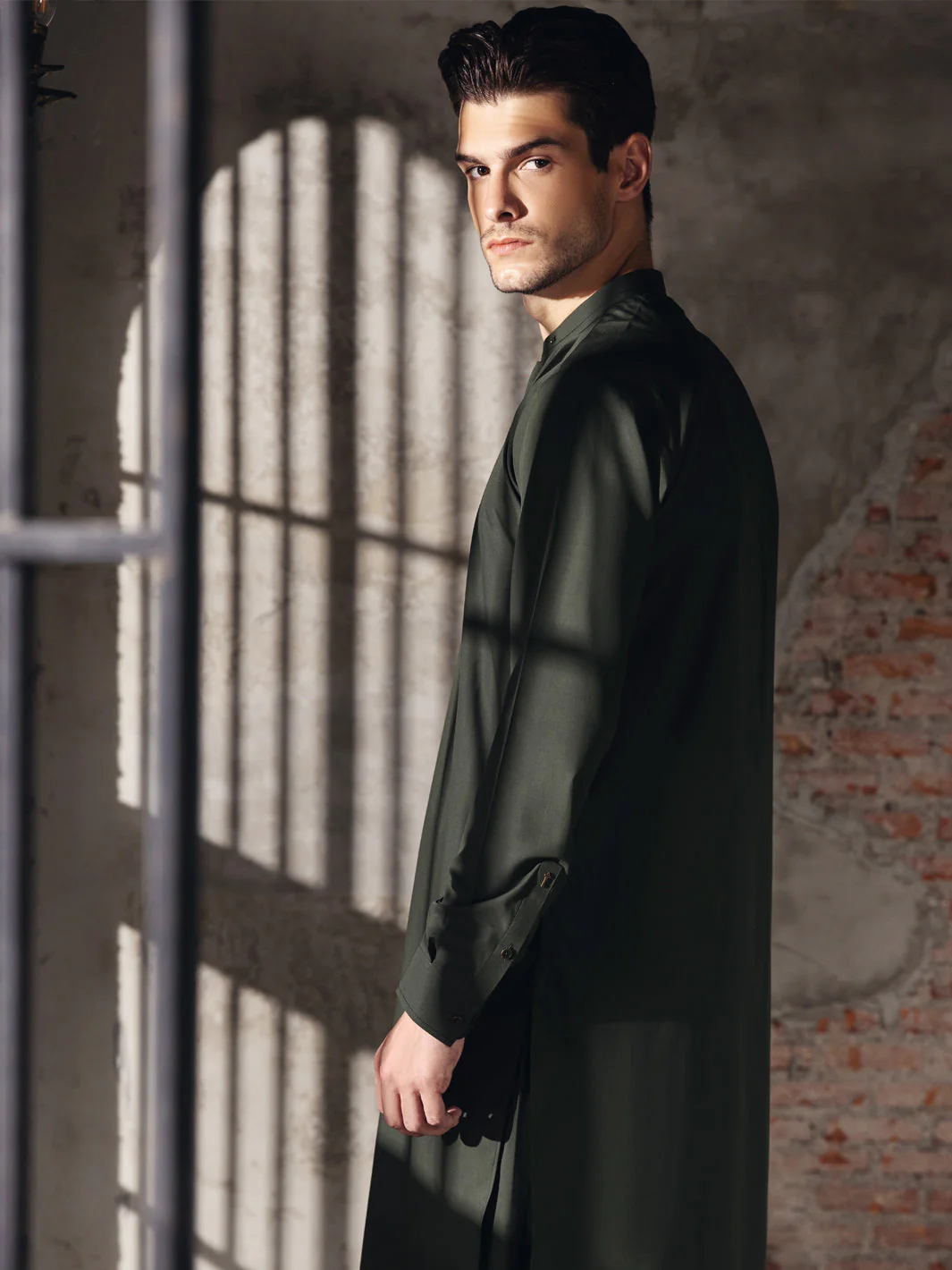 GREEN VISCOSE KAMEEZ SHALWAR | AL-KS-US-2740/AM-996A - Image 4
