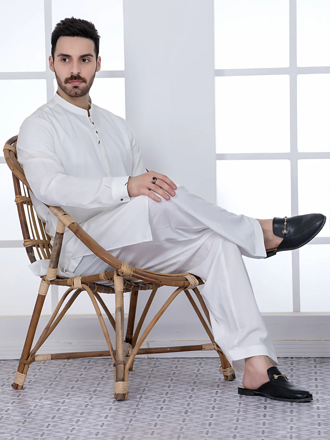 WHITE VISCOSE KAMEEZ SHALWAR | AL-KS-US-2806/AM-5097A - Image 4