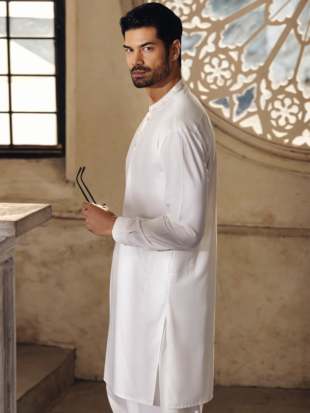 OFF WHITE BLENDED KURTA TROUSERS | AL-KT-US-2698/AM-5042B - Image 4