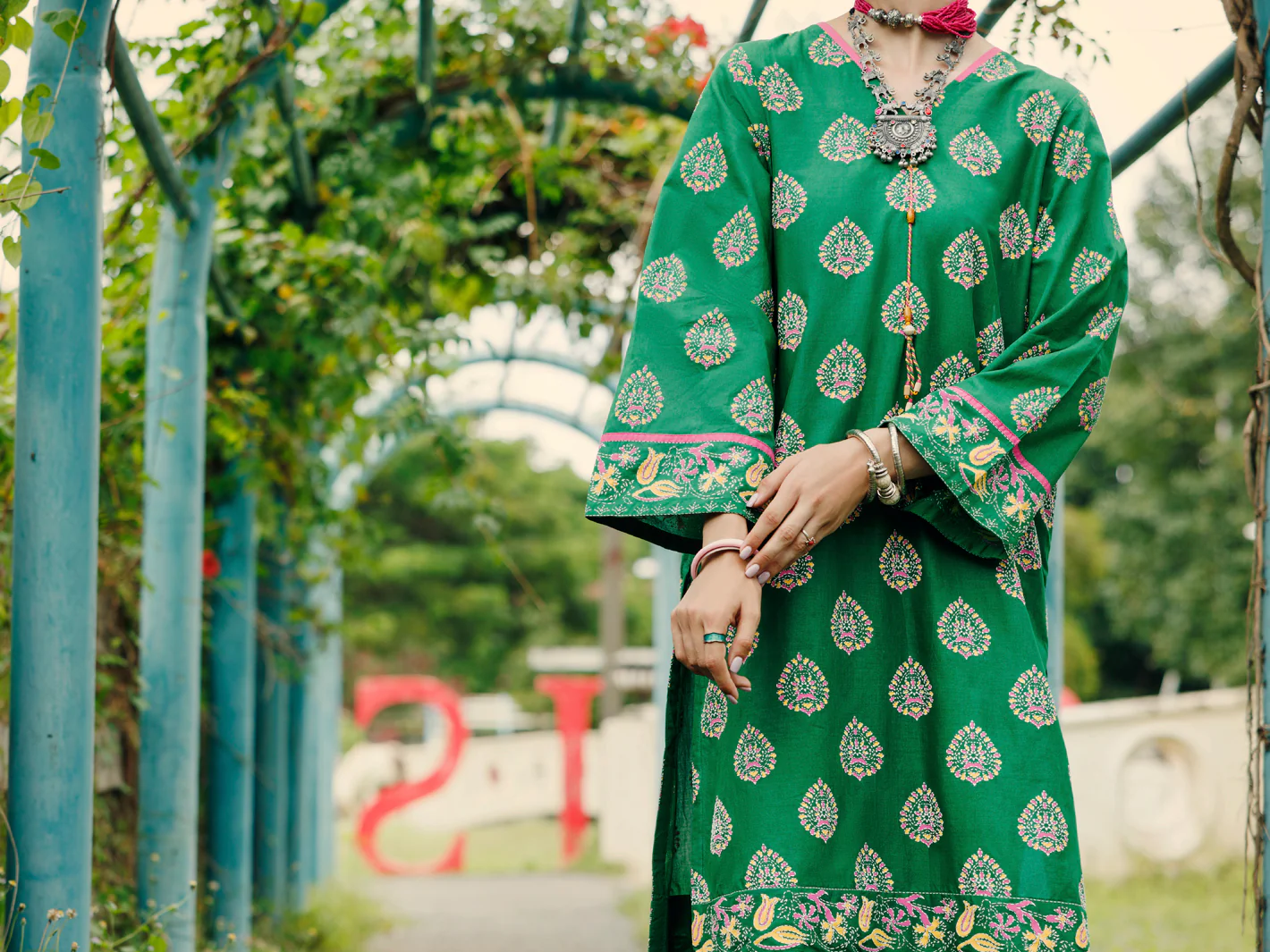 GREEN LAWN KURTI | AL-LK-1039/FB-1039A - Image 4