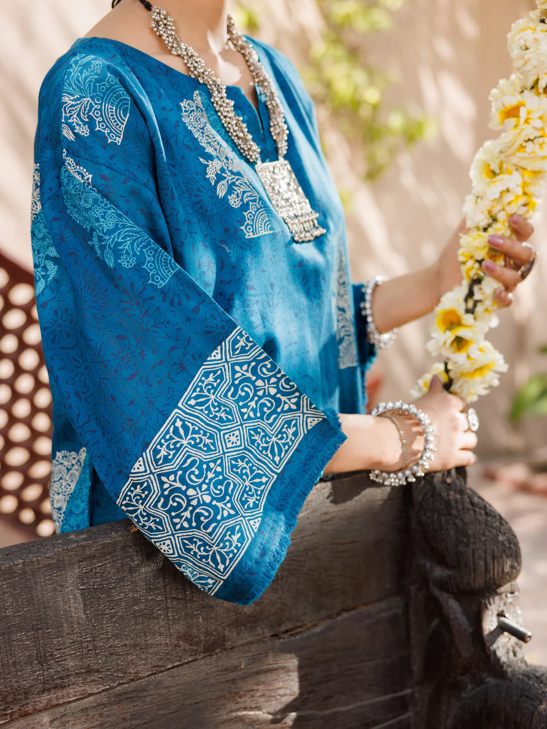 BLUE DOBBY KURTI | AL-LK-1060/FB-1060A - Image 3