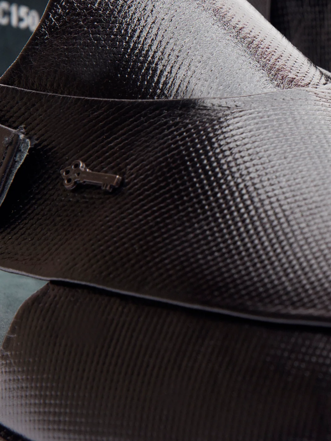 BLACK LEATHER PESHAWARI SANDALS | AL-MFW-HC-US-150-R1 - Image 3