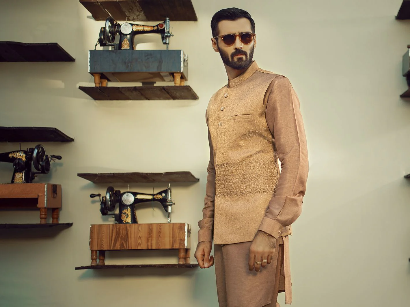 BROWN WAISTCOAT | AL-WC-US-310/AM-889C - Image 5