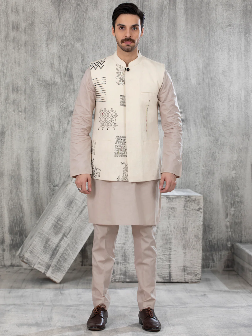 OFF WHITE WAISTCOAT | AL-WC-US-415/AM-2481B - Image 2