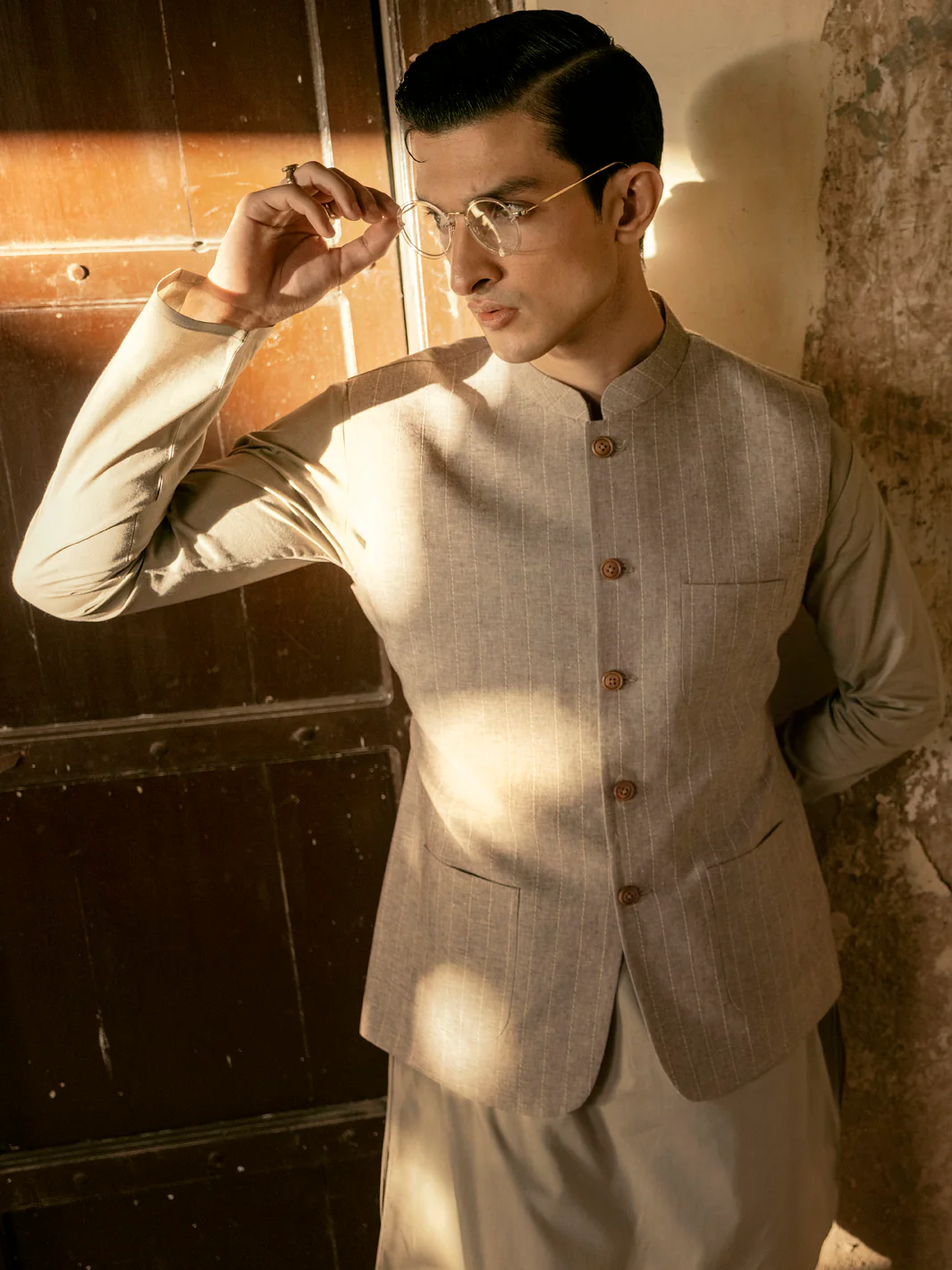 GREY LINEN WAISTCOAT | AL-WC-US-451/AM-8062A - Image 2