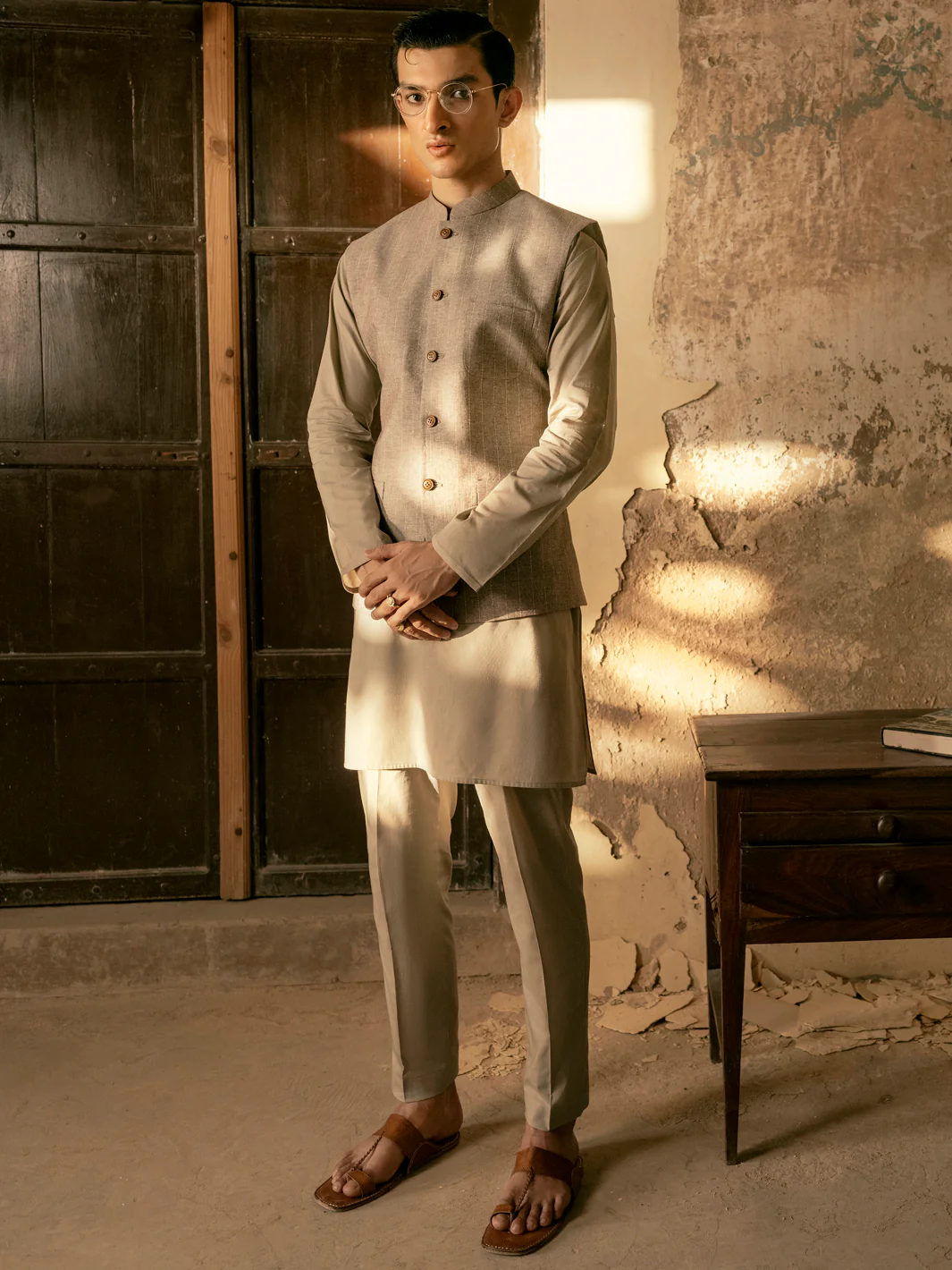 GREY LINEN WAISTCOAT | AL-WC-US-451/AM-8062A - Image 3