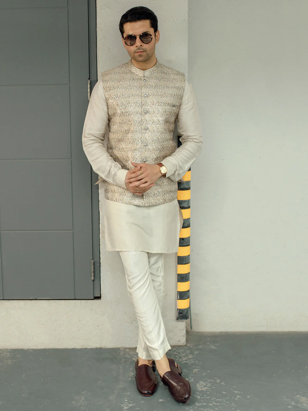 DULL GOLD WAISTCOAT | AL-WC-US-498/AM-8047A