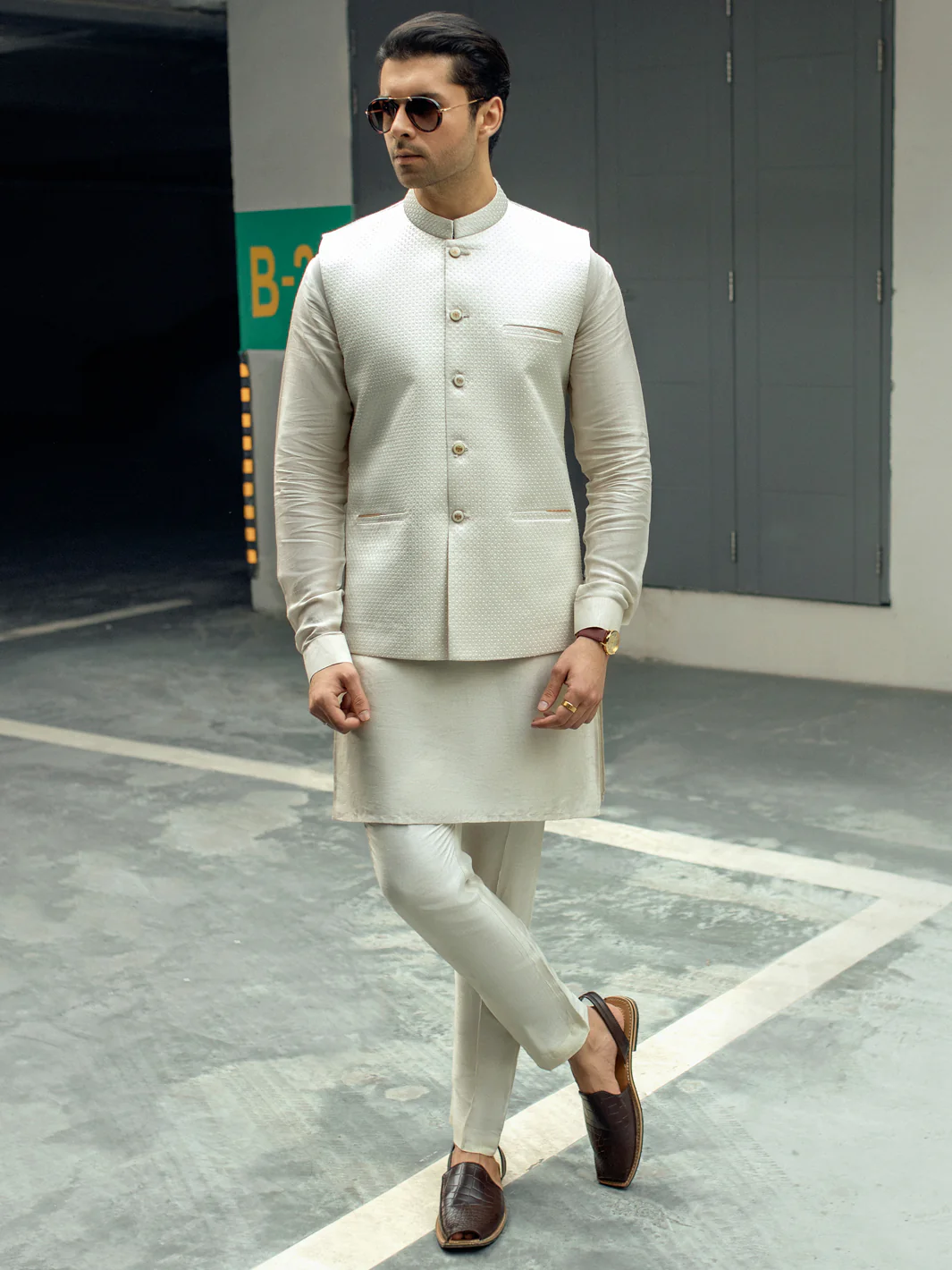 OFF WHITE BLENDED WAISTCOAT | AL-WC-US-505/AM-8041A