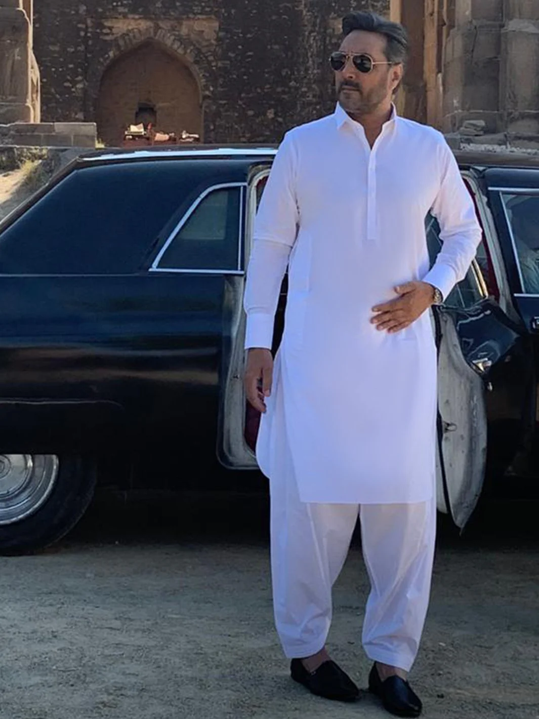 WHITE COTTON KAMEEZ SHALWAR | ALBQ-KS-US-003-R9/AM-6081-A2