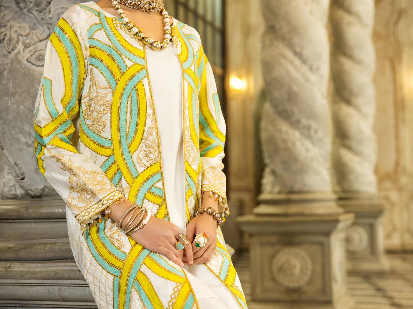 WHITE RAW SILK 2PC STITCHED | ALP-2PS-LKS-US-1277/AM-2410F - Image 4