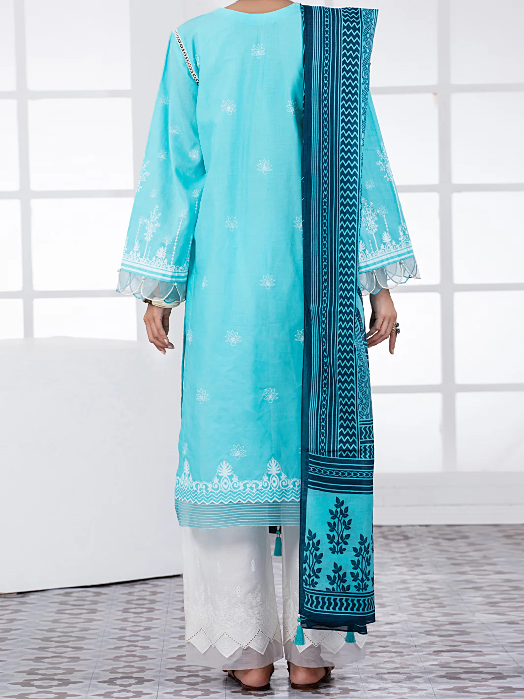 FEROZI LAWN 2PC UNSTITCHED | ALP-2PS-US-1451A FB-1451A - Image 2