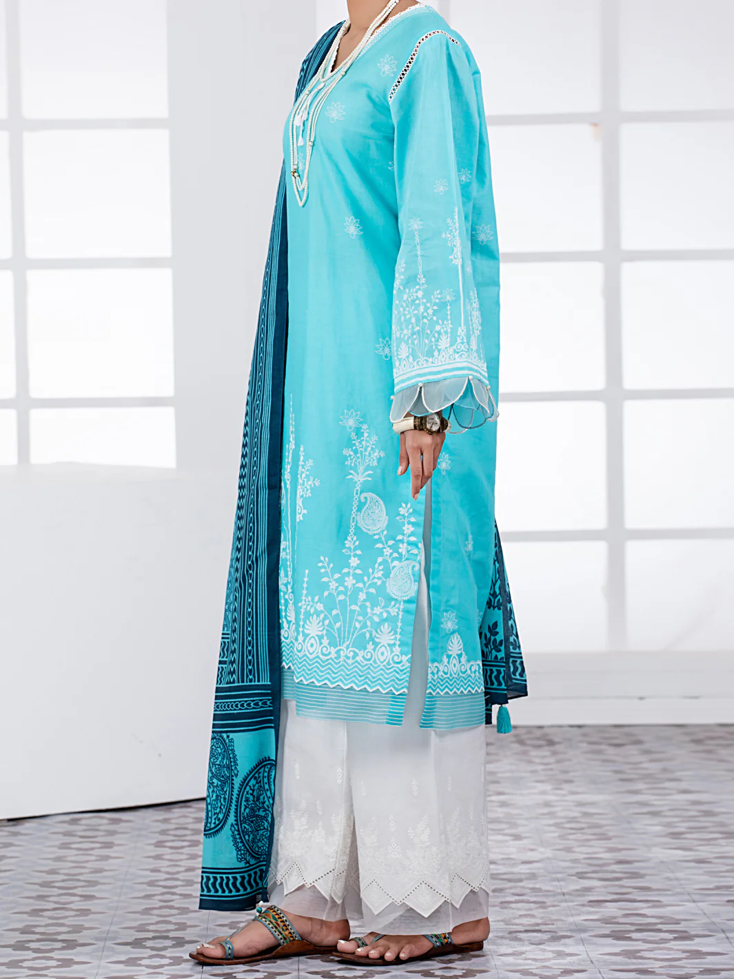 FEROZI LAWN 2PC UNSTITCHED | ALP-2PS-US-1451A FB-1451A - Image 4