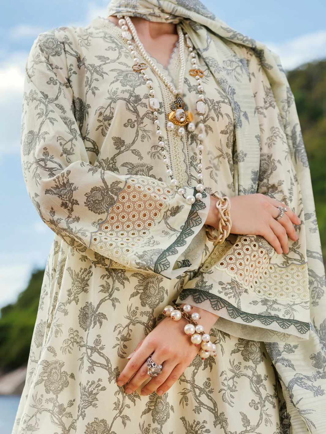 CREAM LAWN 3PC UNSTITCHED | ALP-3PS-1806 FB-1806A - Image 2