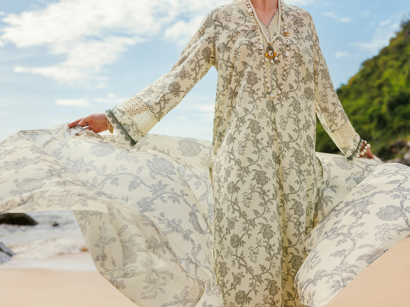 CREAM LAWN 3PC UNSTITCHED | ALP-3PS-1806 FB-1806A - Image 3