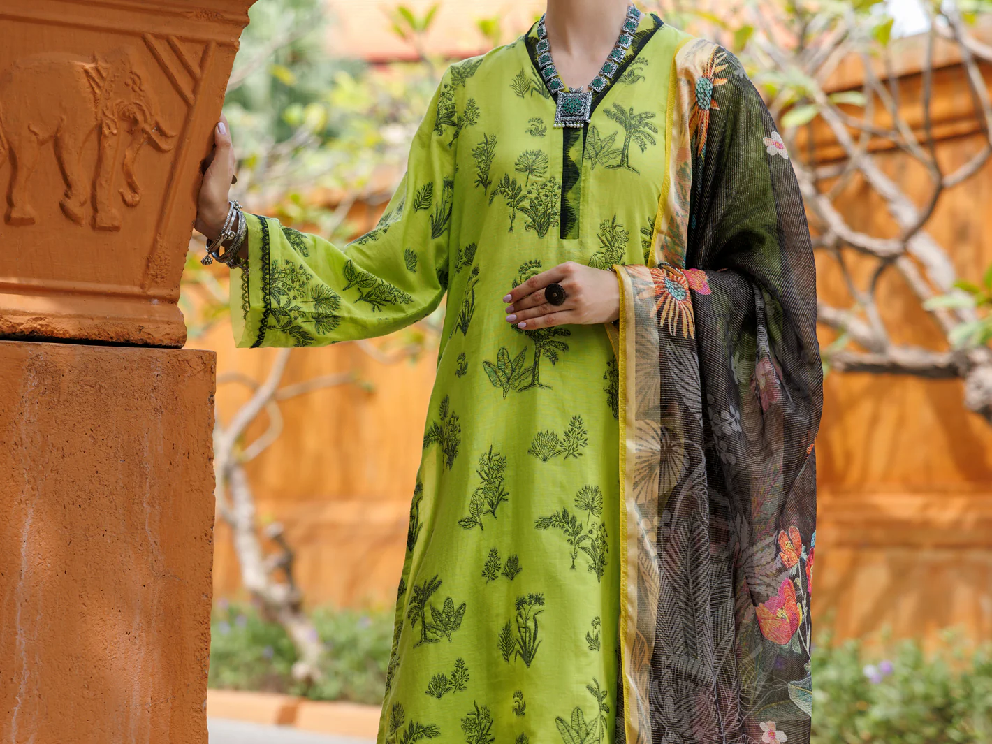 LIME GREEN JACQUARD 3PC UNSTITCHED | ALP-3PS-2010 FB-2010A - Image 4