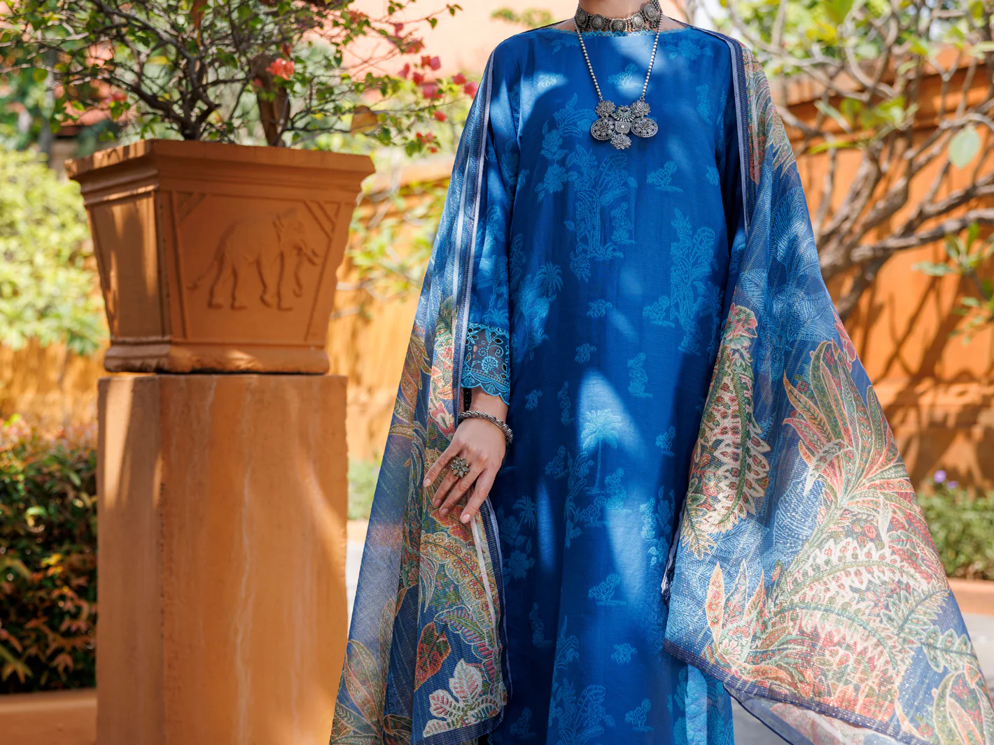 BLUE JACQUARD 3PC UNSTITCHED | ALP-3PS-2011 FB-2011A - Image 4