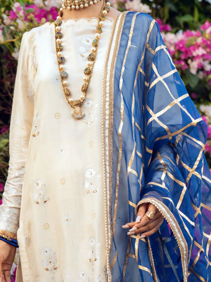 OFF WHITE SILK 3PC UNSTITCHED | ALP-3PS-US-1193 AM-2395A - Image 2