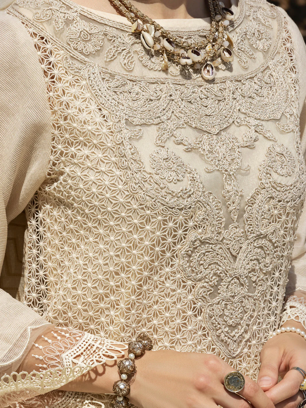 OFF WHITE 3PC UNSTITCHED | ALP-3PS-US-1269 AM-2562A - Image 3