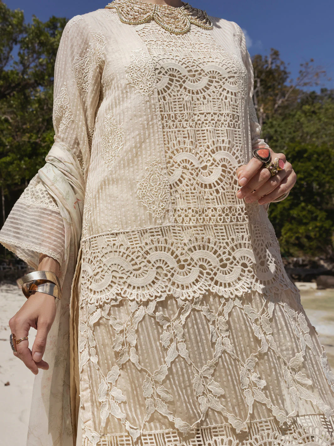 OFF WHITE KHADDI 3PC STITCHED | ALP-3PS-US-1270/S AM-2547A - Image 2