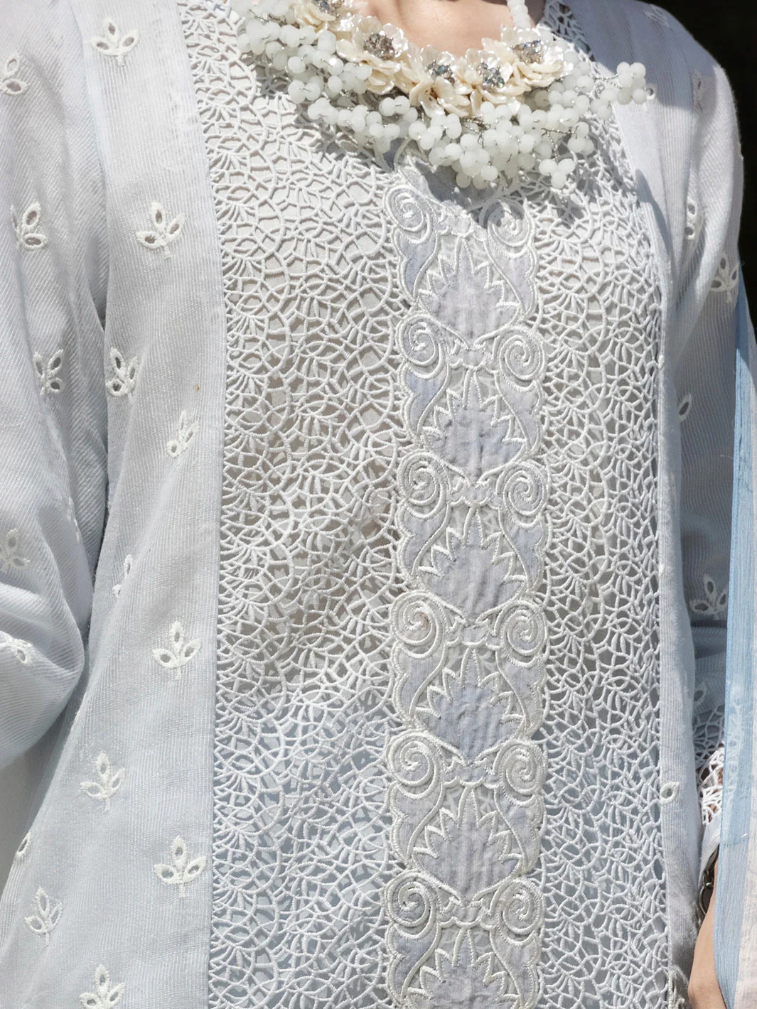 LIGHT GREY KHADDI 3PC STITCHED | ALP-3PS-US-1273/S AM-2549A - Image 3
