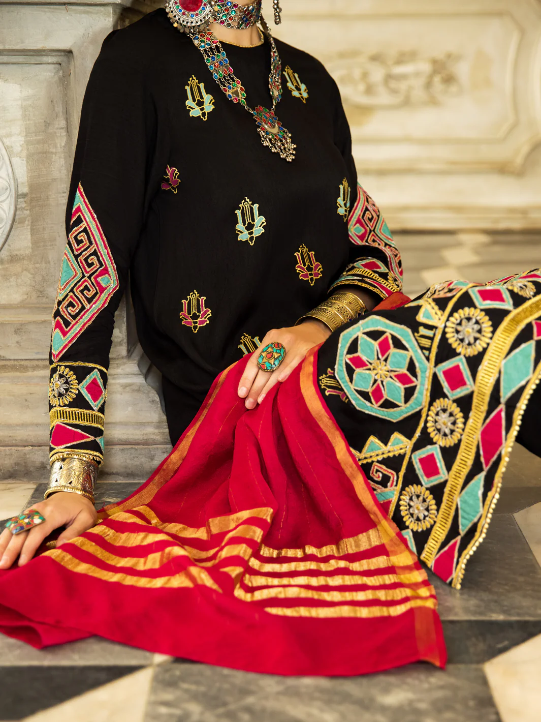 BLACK RAW SILK 3PC STITCHED | ALP-3PS-US-1280/S AM-2410H - Image 3