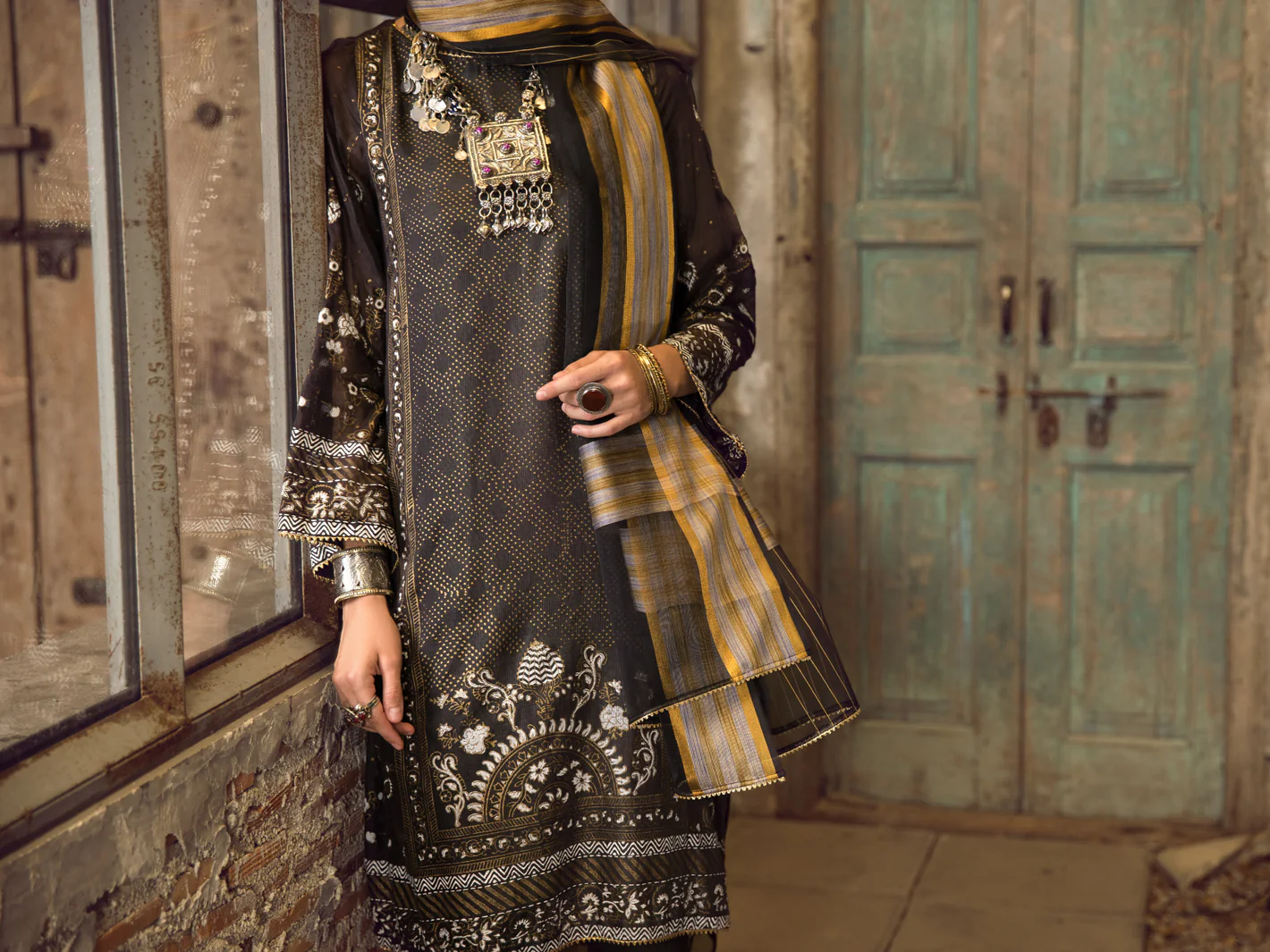 BLACK KHADDI 3PC STITCHED | ALP-3PS-US-1286/S FB-955A - Image 4