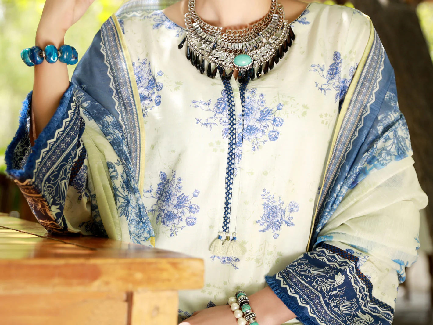 IVORY LAWN 3PC STITCHED | ALP-3PS-US-1376/S FB-1376A - Image 3