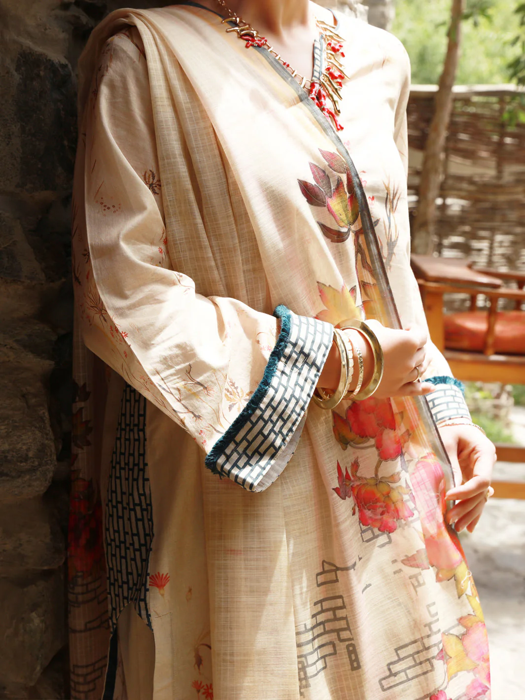 BEIGE LAWN 3PC STITCHED | ALP-3PS-US-1378/S FB-1378A - Image 3