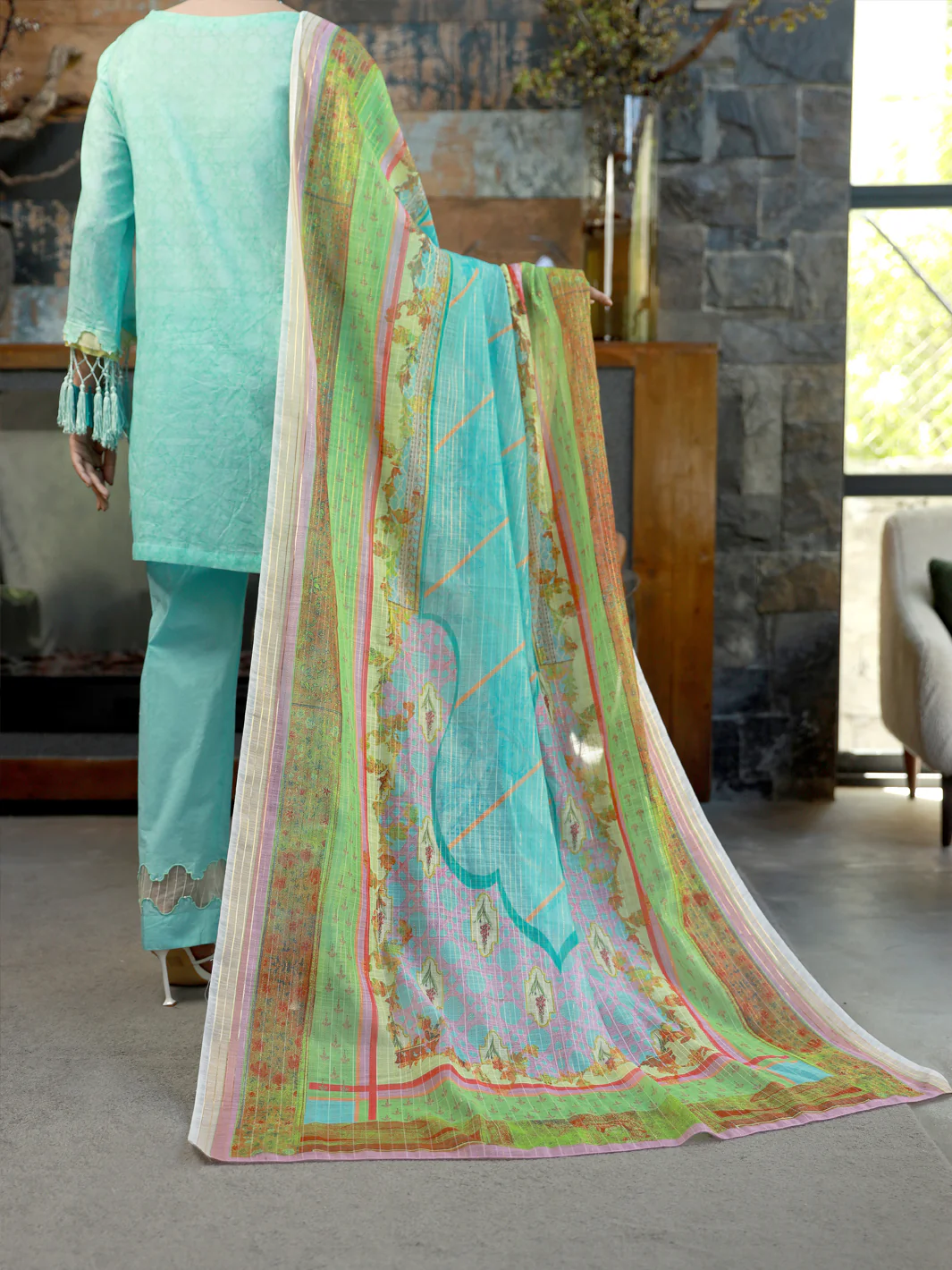 FEROZI LAWN 3PC STITCHED | ALP-3PS-US-1395/S FB-1395A - Image 2