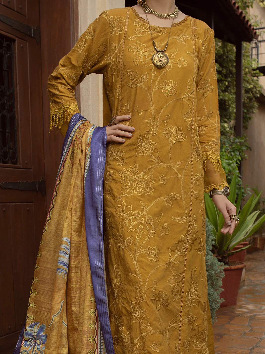 LIME GREEN CHUNRI 3PC STITCHED | ALP-3PS-US-1399/S FB-1399A - Image 4
