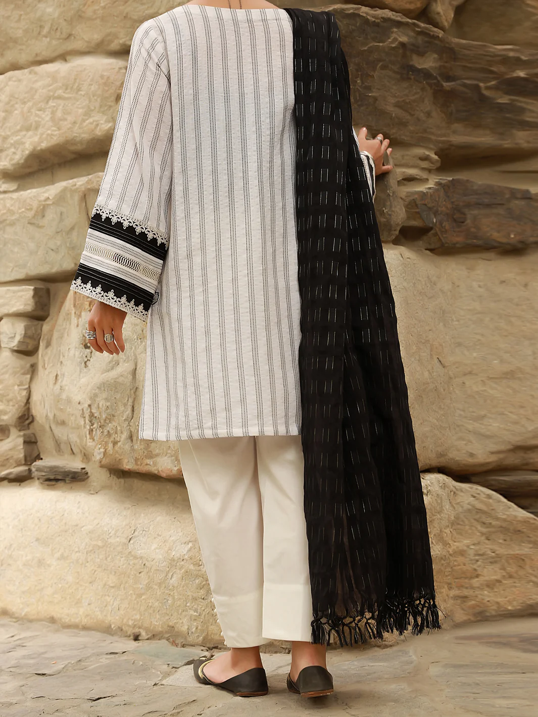 WHITE JACQUARD 3PC STITCHED | ALP-3PS-US-1413/S AM-2627A - Image 2