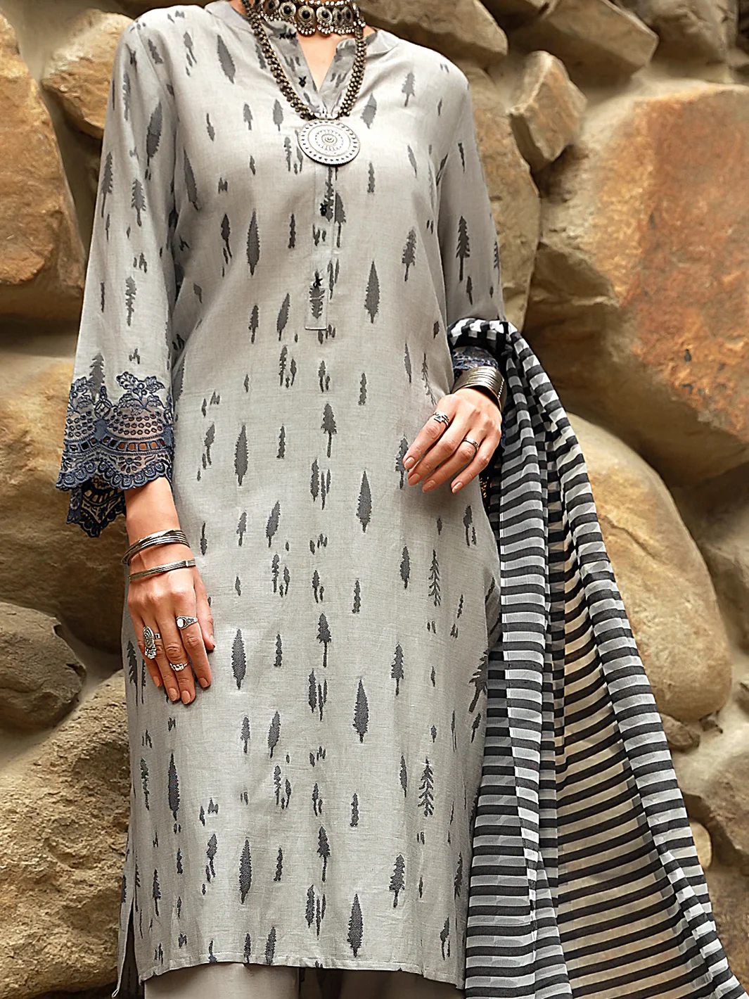 GREY DYED 3PC STITCHED | ALP-3PS-US-1414/S FB-1414A - Image 4