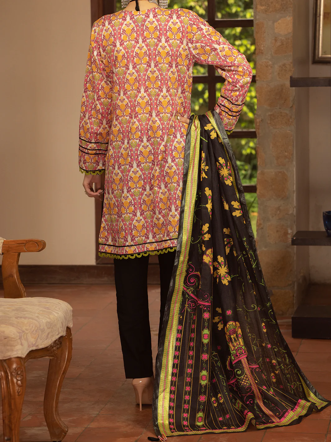 MULTICOLOR LAWN 3PC STITCHED | ALP-3PS-US-1423/S FB-1423A - Image 2