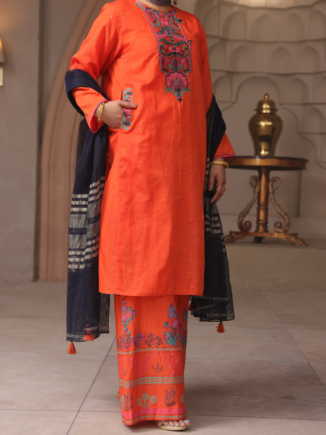 ORANGE DYED SEQUENCE 3PC STITCHED | ALP-3PS-US-1643/S FB-1643A - Image 4