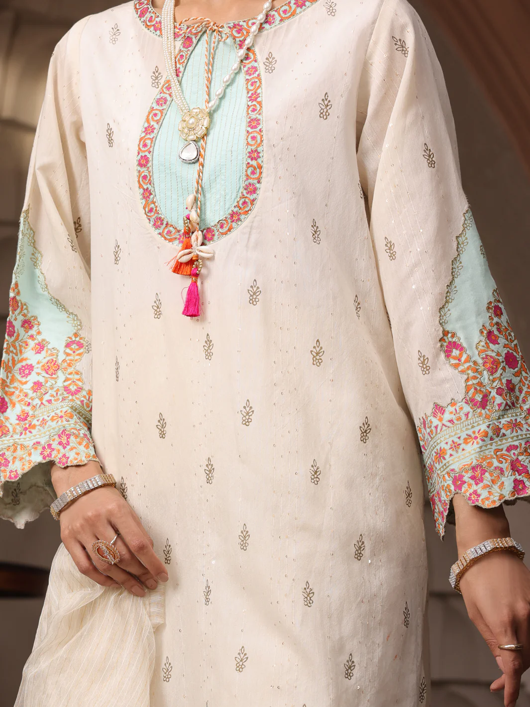 OFF WHITE DYED SEQUENCE 3PC STITCHED | ALP-3PS-US-1644/S FB-1644A - Image 4