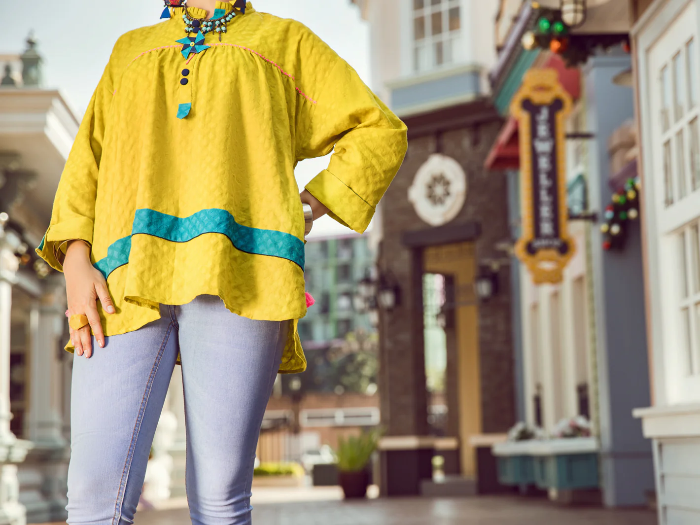 LIME DOBBY KURTI | ALP-LK-US-1364/AM-2541A - Image 4