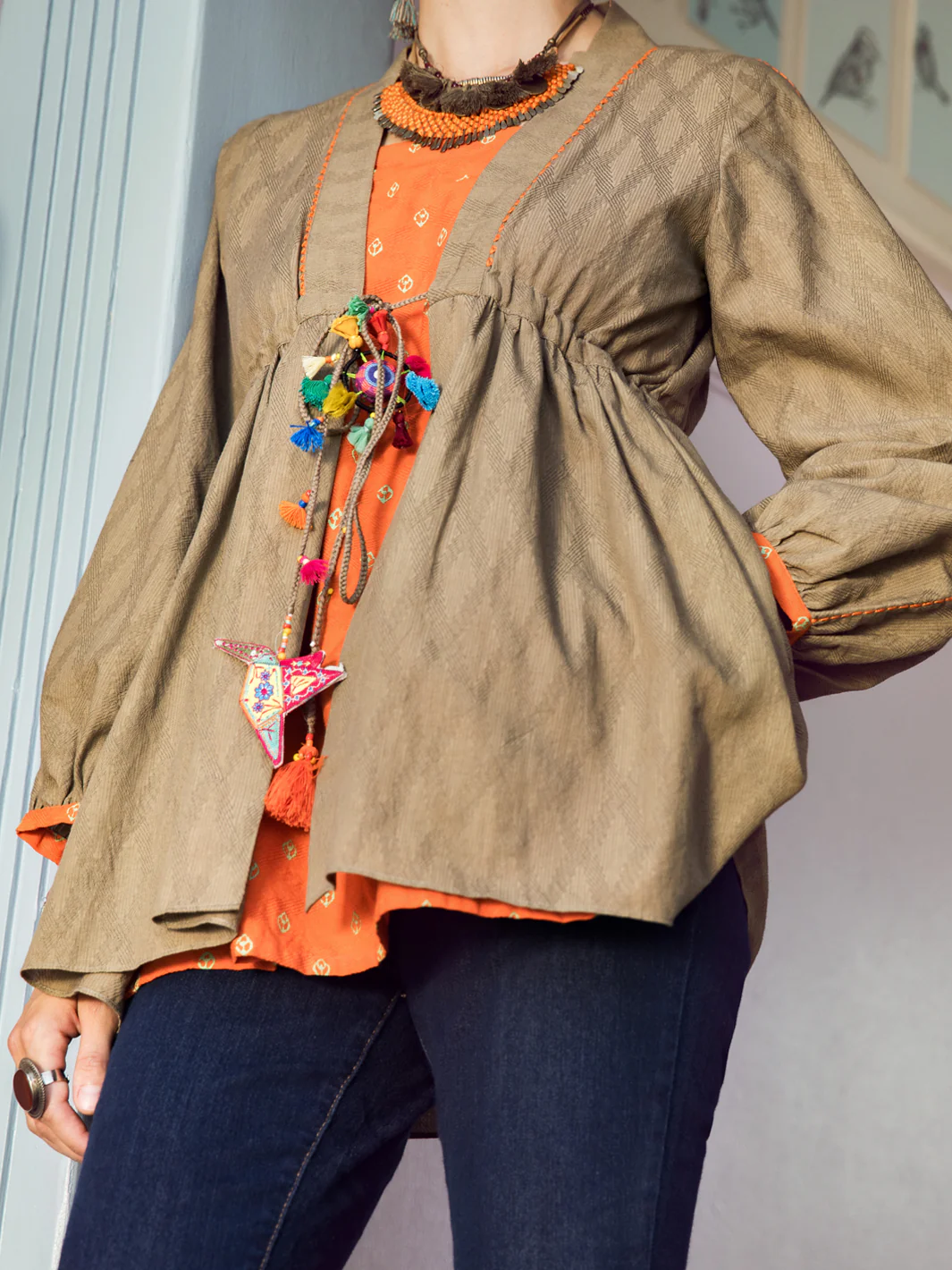 ARMY GREEN DOBBY NET KURTI | ALP-LK-US-1365/AM-2542A - Image 5