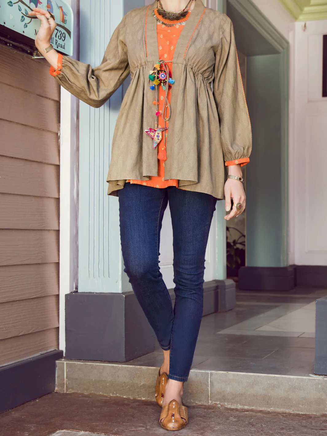 ARMY GREEN DOBBY NET KURTI | ALP-LK-US-1365/AM-2542A - Image 6