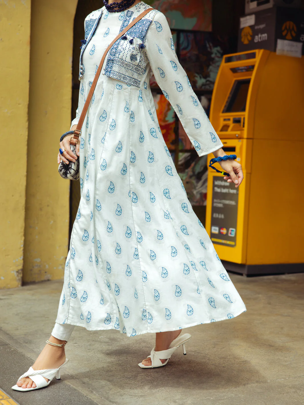 WHITE KURTI | ALP-LK-US-1759/FB-1759A - Image 3