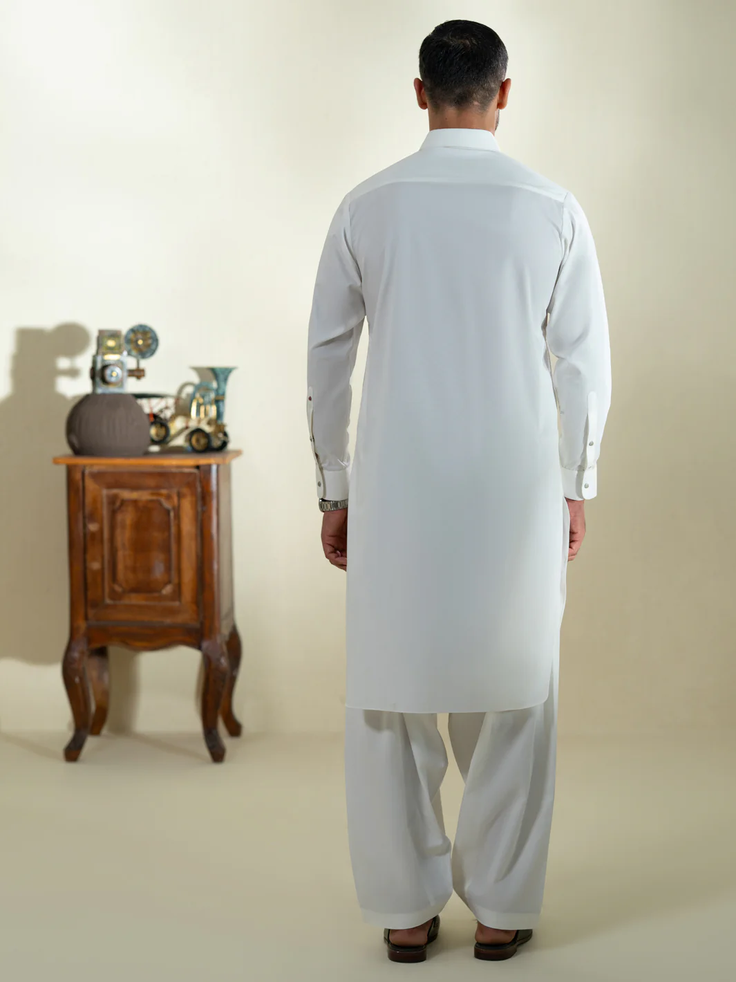 WHITE BLENDED KAMEEZ SHALWAR | ALWA-KS-592/AM-15067A - Image 3