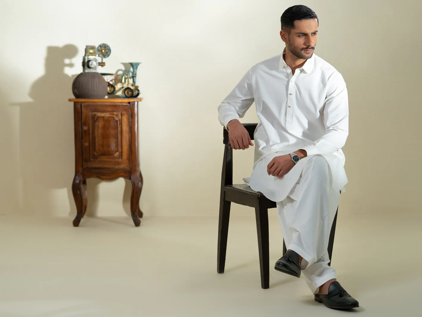 WHITE BLENDED KAMEEZ SHALWAR | ALWA-KS-592/AM-15067A - Image 6