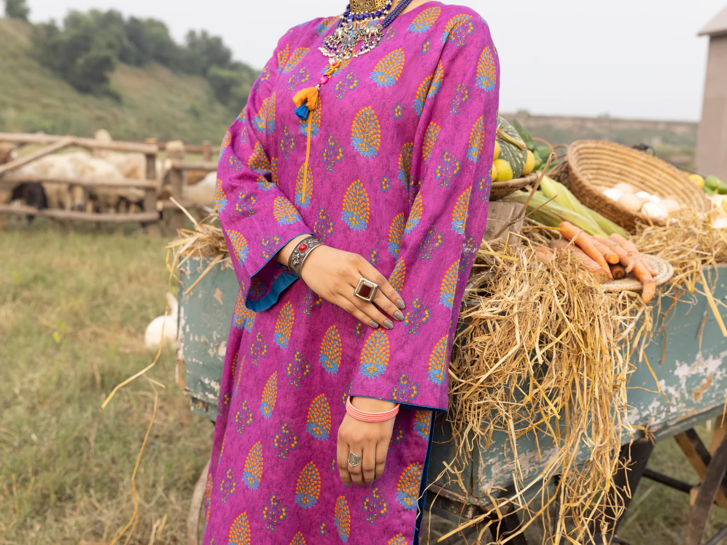 AUBERGINE CAMBRIC 2PC UNSTITCHED | AWP-2PS-US-523 FB-523A - Image 4