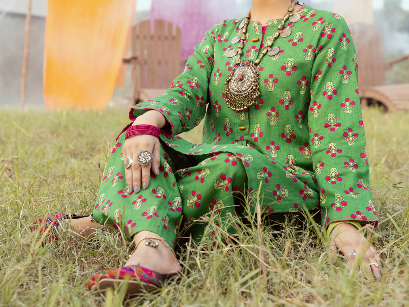 GREEN CAMBRIC 2PC UNSTITCHED | AWP-2PS-US-527 FB-527A - Image 4