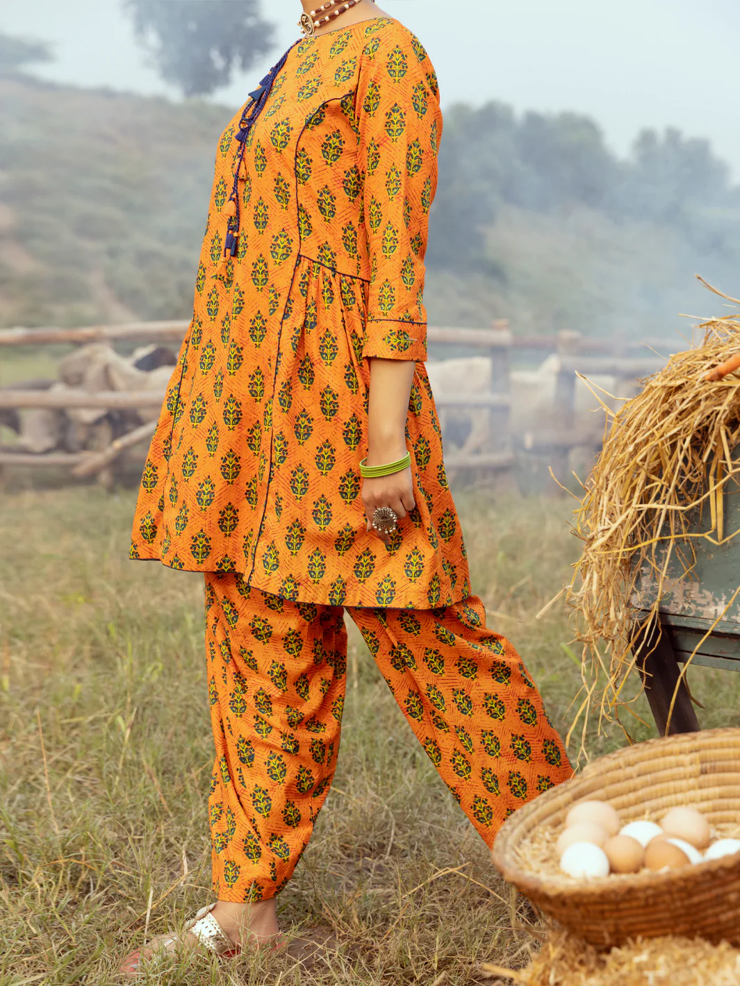 ORANGE CAMBRIC 2PC UNSTITCHED | AWP-2PS-US-528 FB-528A - Image 4