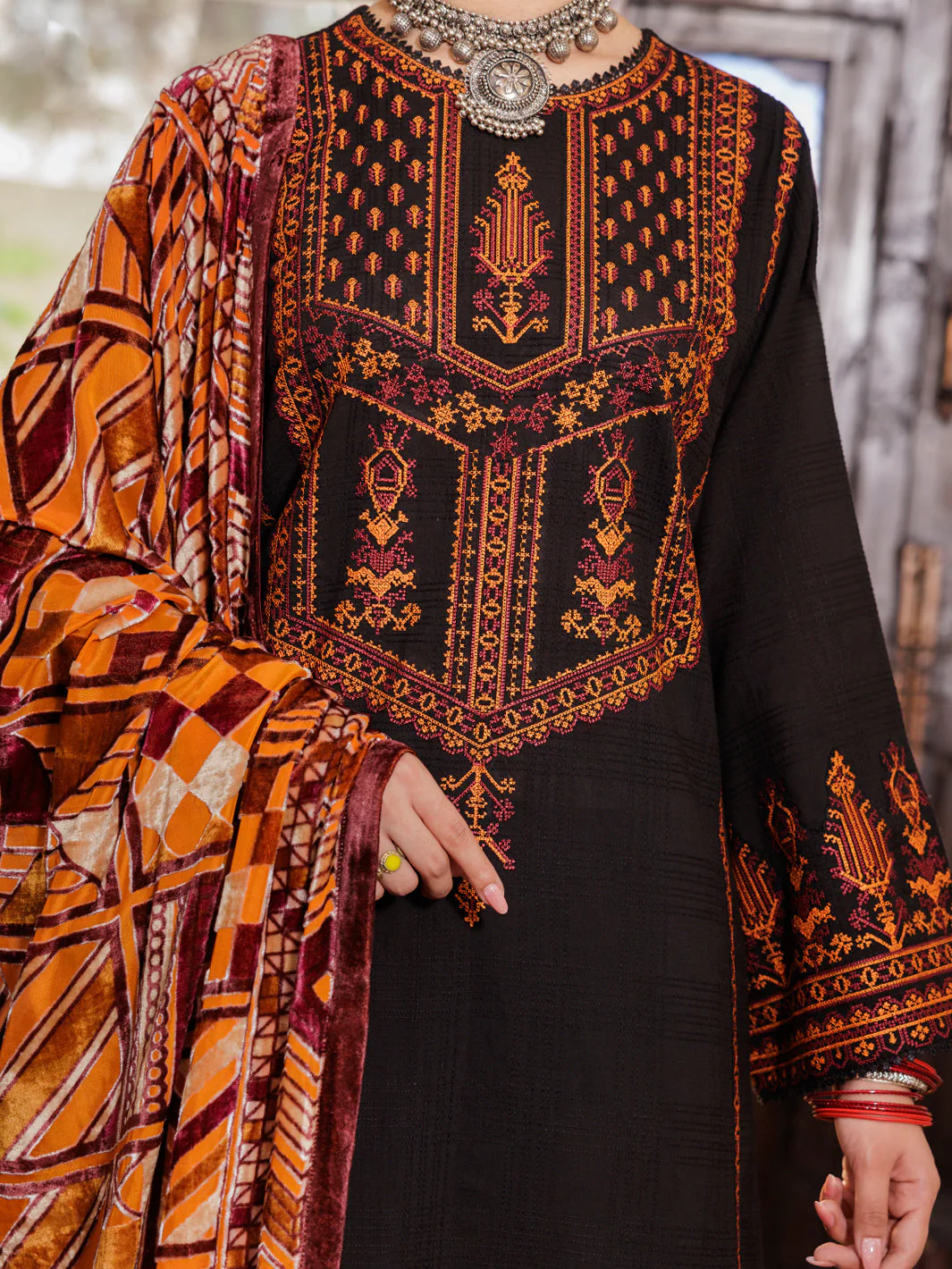 BLACK YARN DYED 3PC STITCHED | AWP-3PS-659/S FB-659A - Image 4