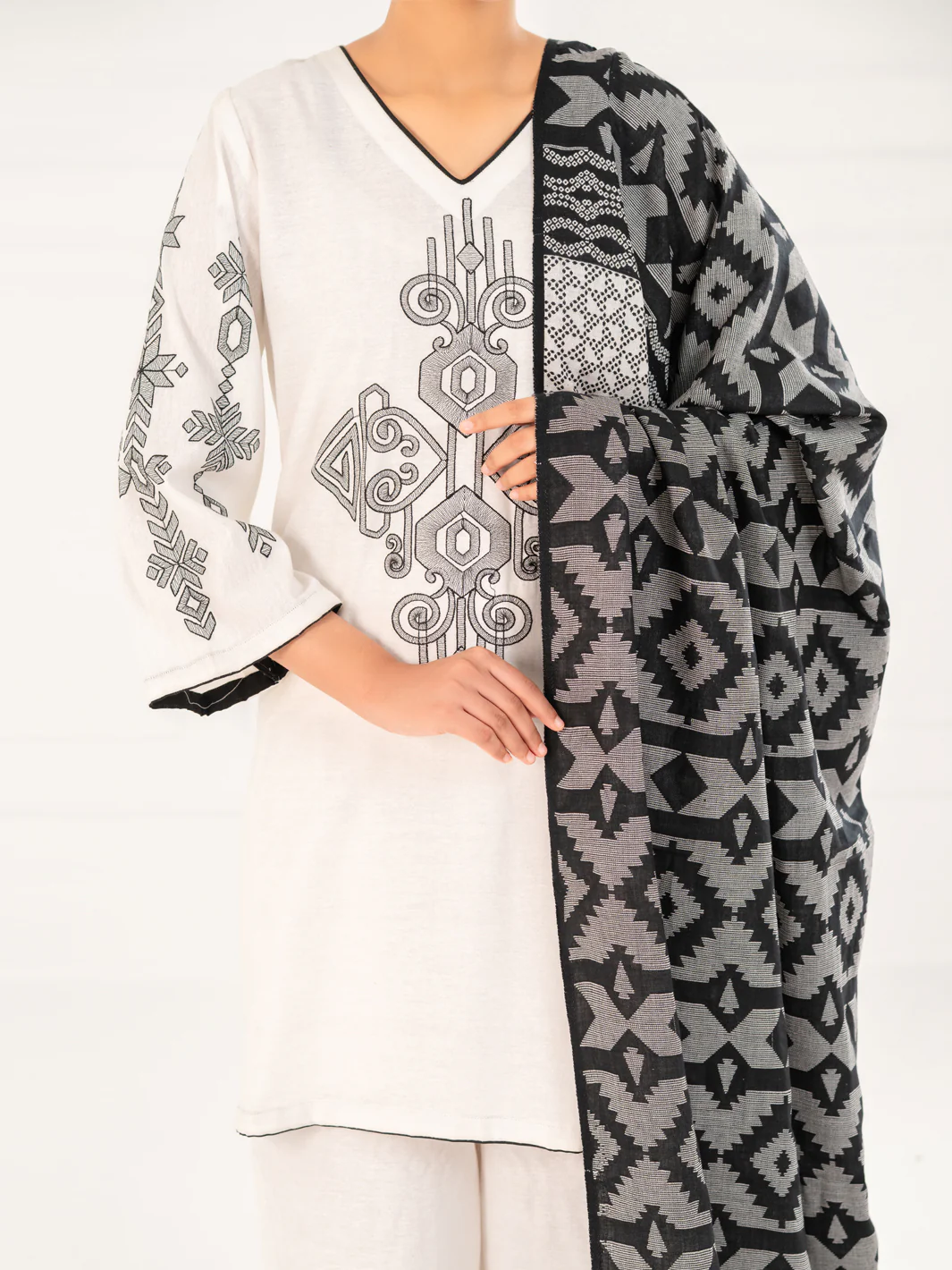 WHITE KARANDI 3PC STITCHED | AWP-3PS-770/S AM-3210A - Image 2